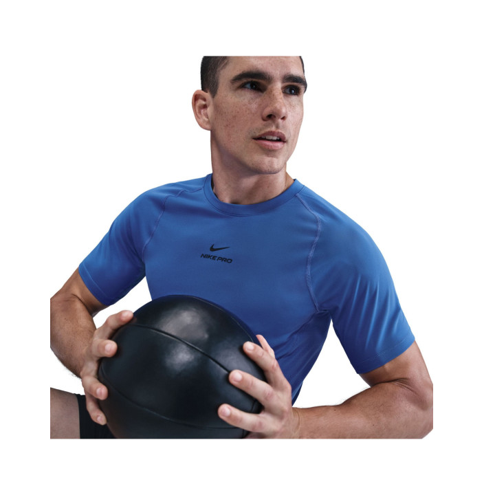 NIKE PRO TRAINING