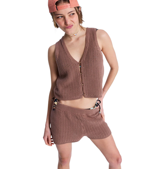 BEACH BUNGALOW SWEATER