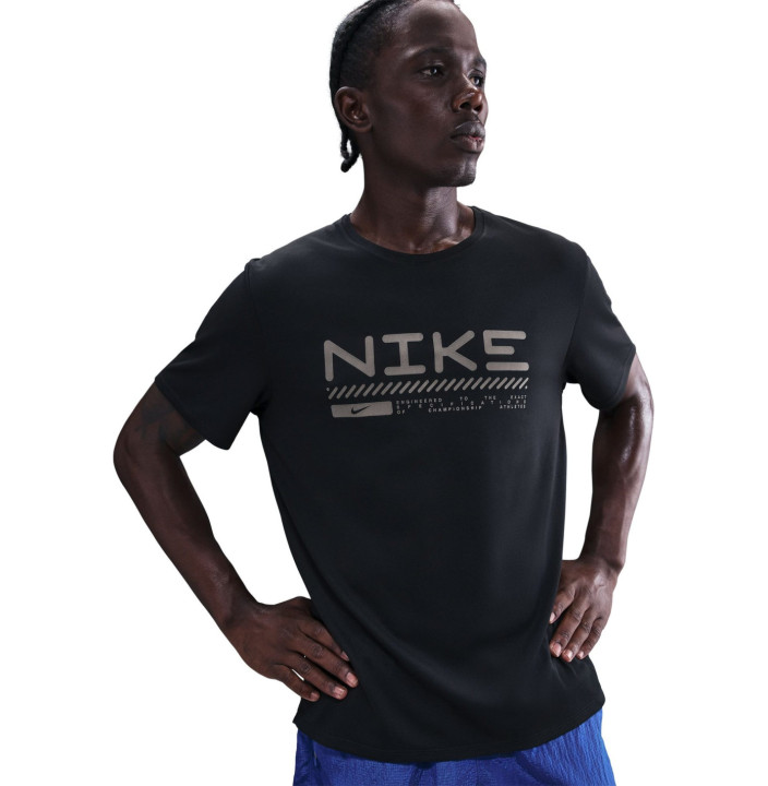 NIKE MILER