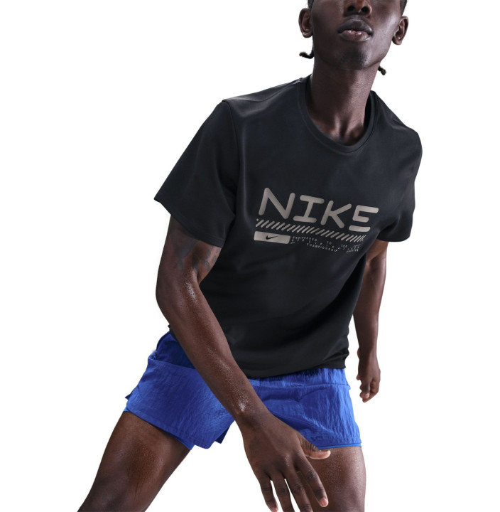 NIKE MILER