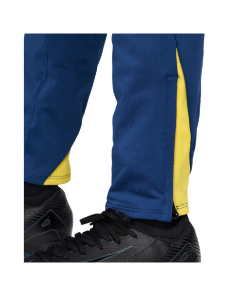 CUARTA EQUIPACIÓN STRIKE FC BARCELONA