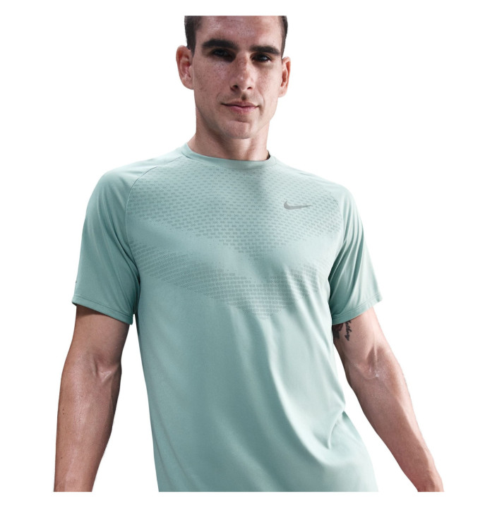 M NK DFADV STRIDE SS TOP