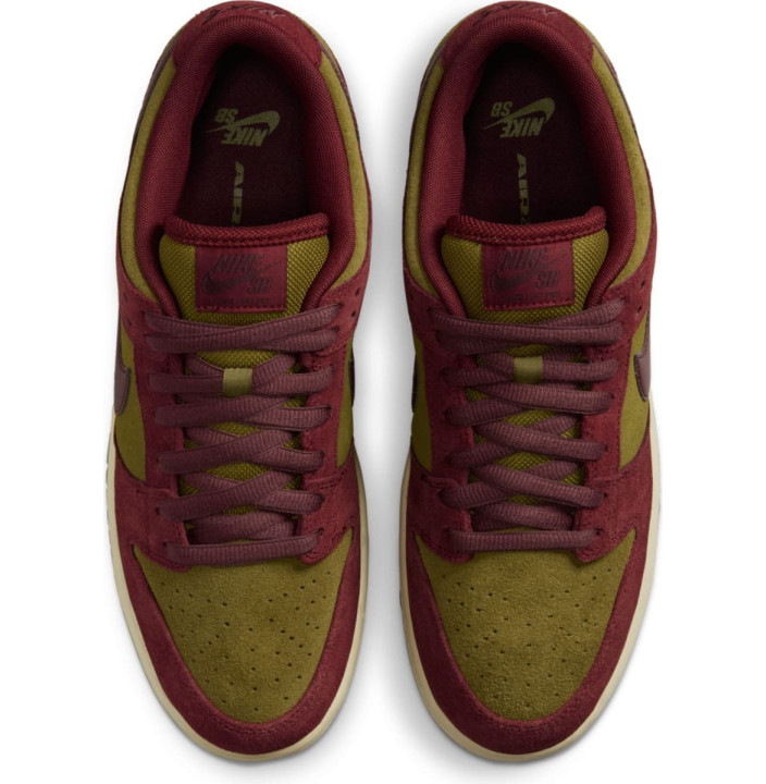 NIKE SB DUNK LOW PRO