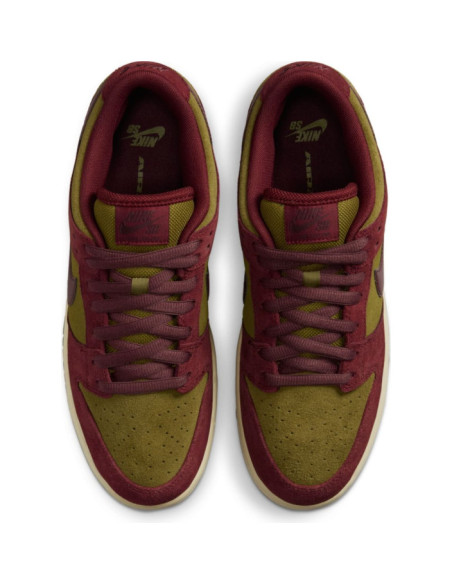 NIKE SB DUNK LOW PRO