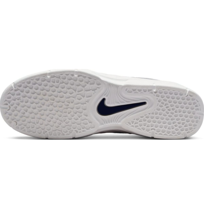 NIKE SB VERTEBRAE
