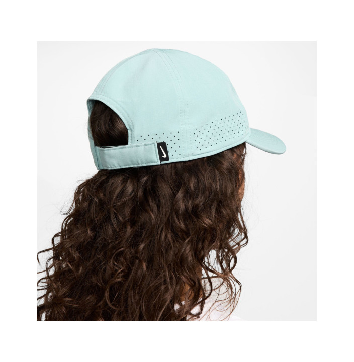 NIKE DRI-FIT ADV CLUB