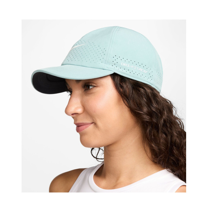 NIKE DRI-FIT ADV CLUB