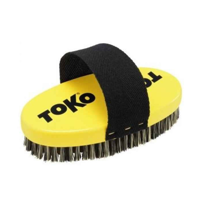 BROSSE OVALE EN CUIVRE