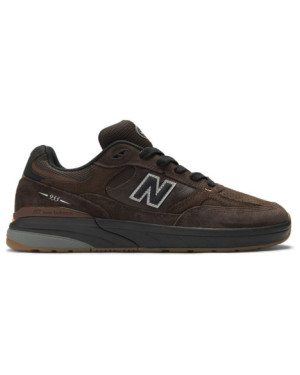 NB NUMERIC ANDREW REYNOLDS 933