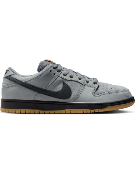NIKE SB DUNK LOW PRO