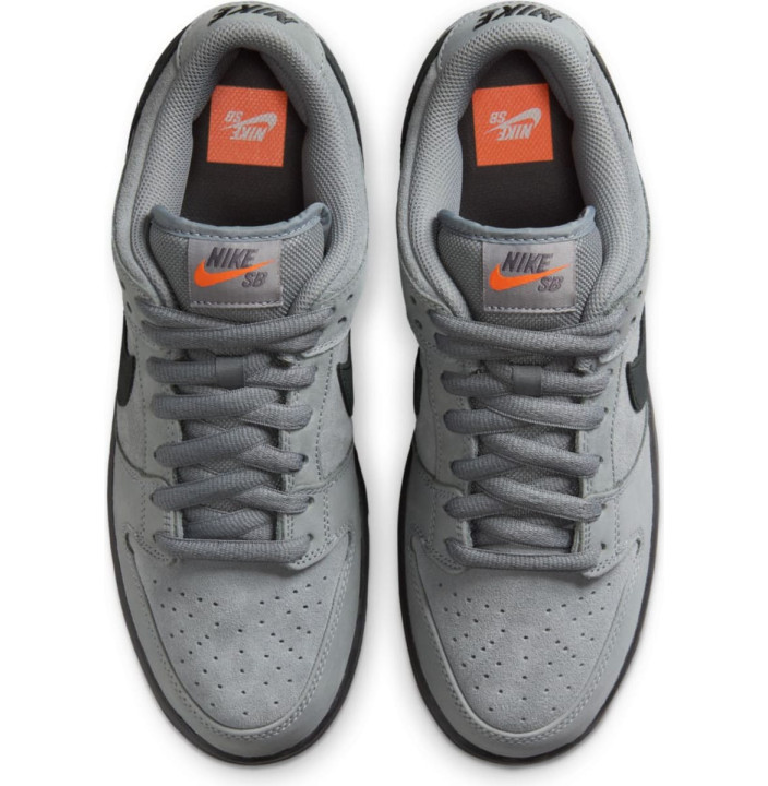 NIKE SB DUNK LOW PRO