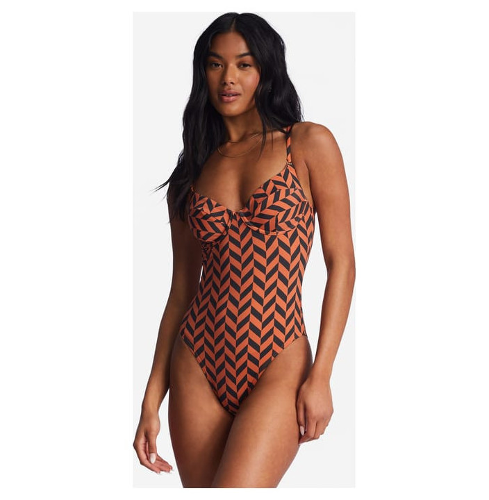 CROSS STEP ONE PIECE