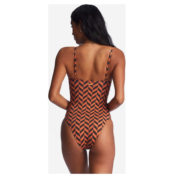 CROSS STEP ONE PIECE