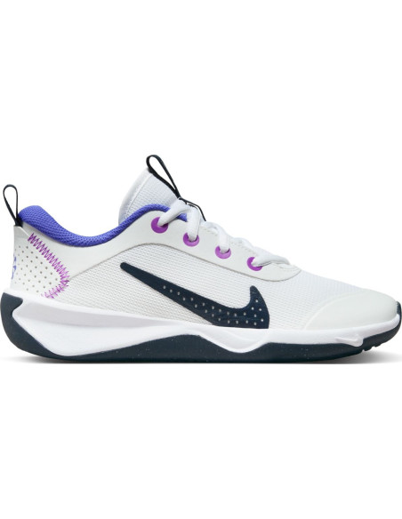 NIKE OMNI MULTI-COURT BIG KIDS