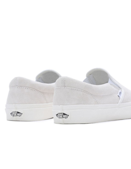 CLASSIC SLIP-ON