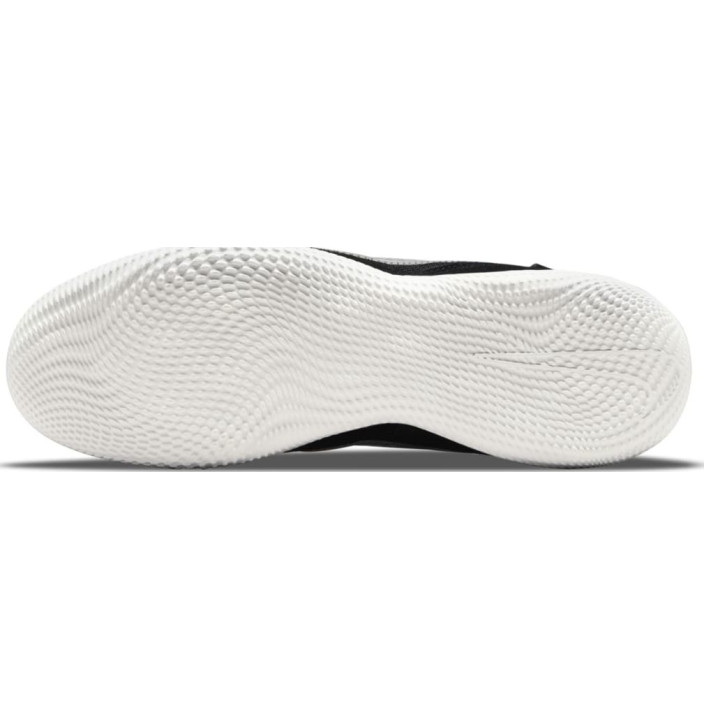 NIKE STREETGATO SOCCER SHOES