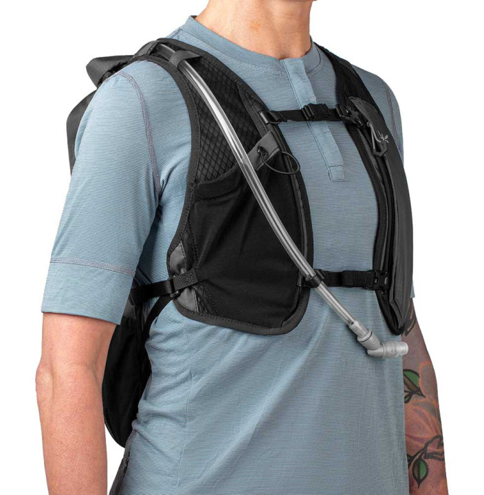 BACKCOUNTRY HYDRATION BACKPACK