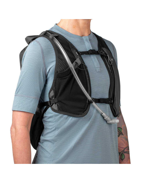 BACKCOUNTRY HYDRATION BACKPACK