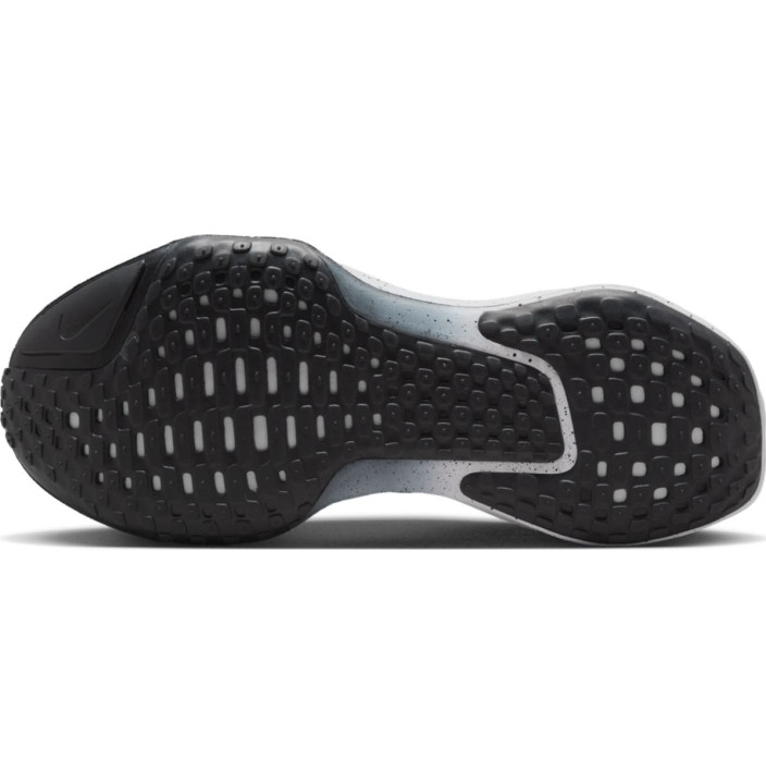 NIKE ZOOMX INVINCIBLE RUN FK 3