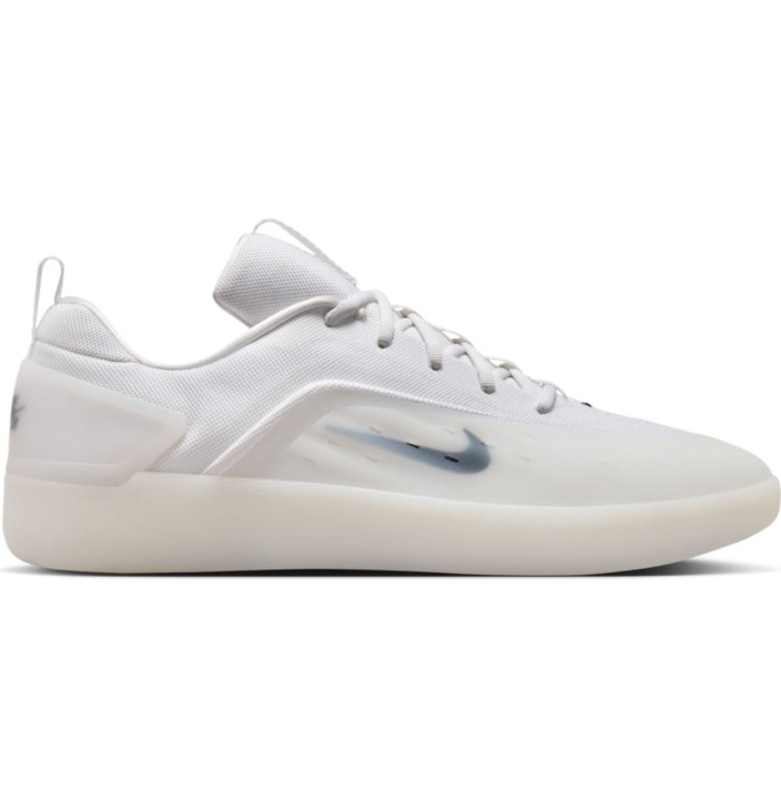 NIKE SB ZOOM NYJAH 4