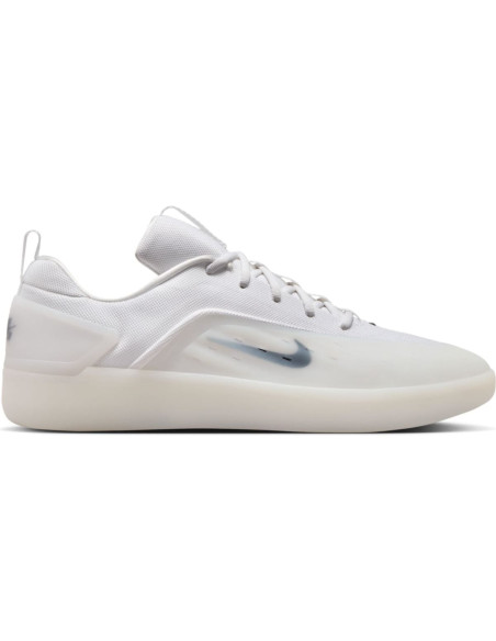 NIKE SB ZOOM NYJAH 4