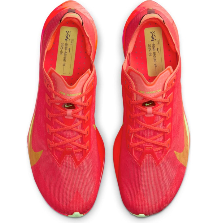 NIKE VAPORFLY 4