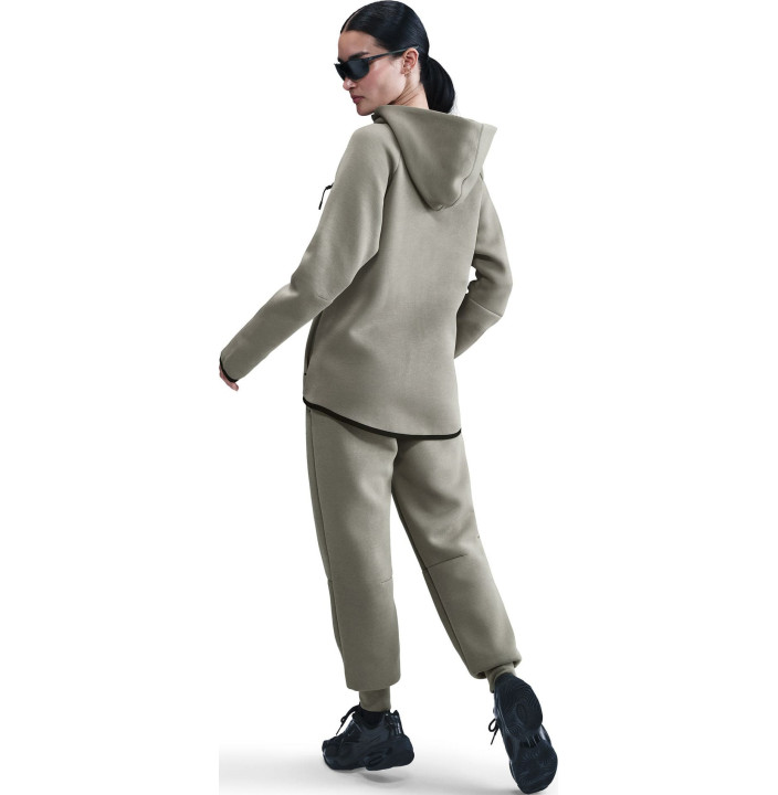 NIKE SPORTSWEAR TECH FLEECE