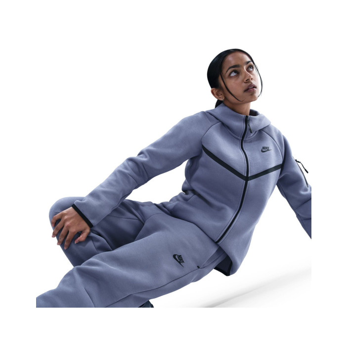 NIKE SPORTSWEAR TECH FLEECE