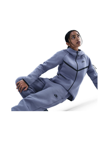 NIKE SPORTSWEAR TECH FLEECE