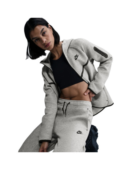 NIKE SPORTSWEAR TECH FLEECE