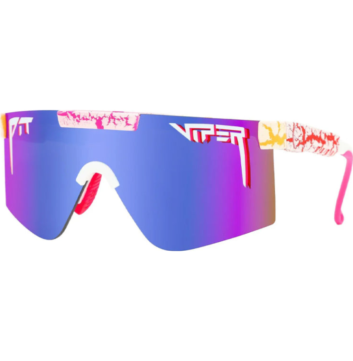 THE 2000S POLARIZED