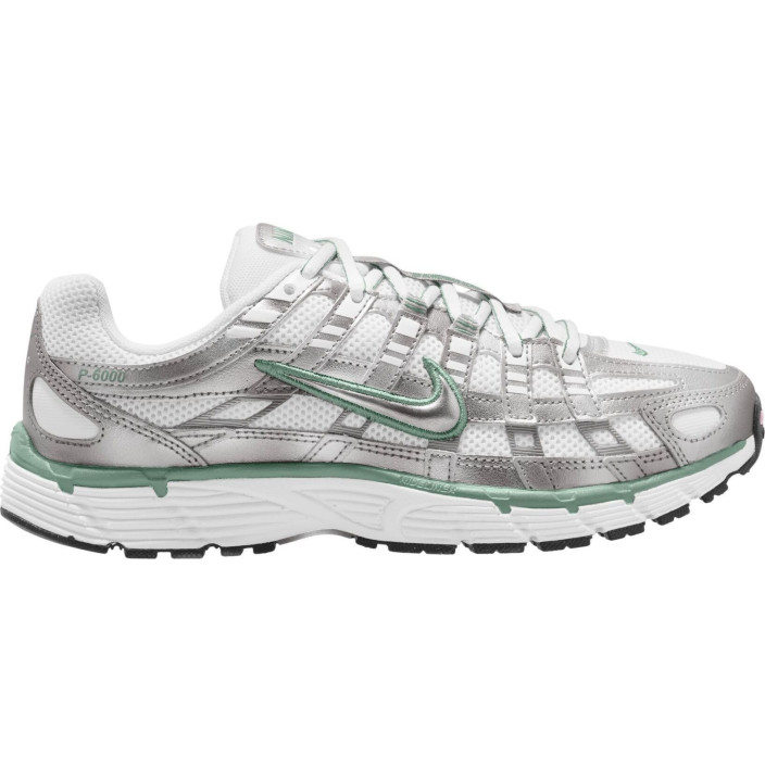 W NIKE P-6000