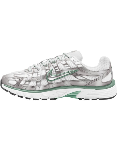 W NIKE P-6000