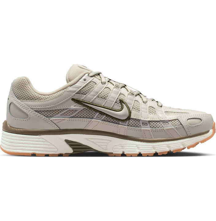 W NIKE P-6000