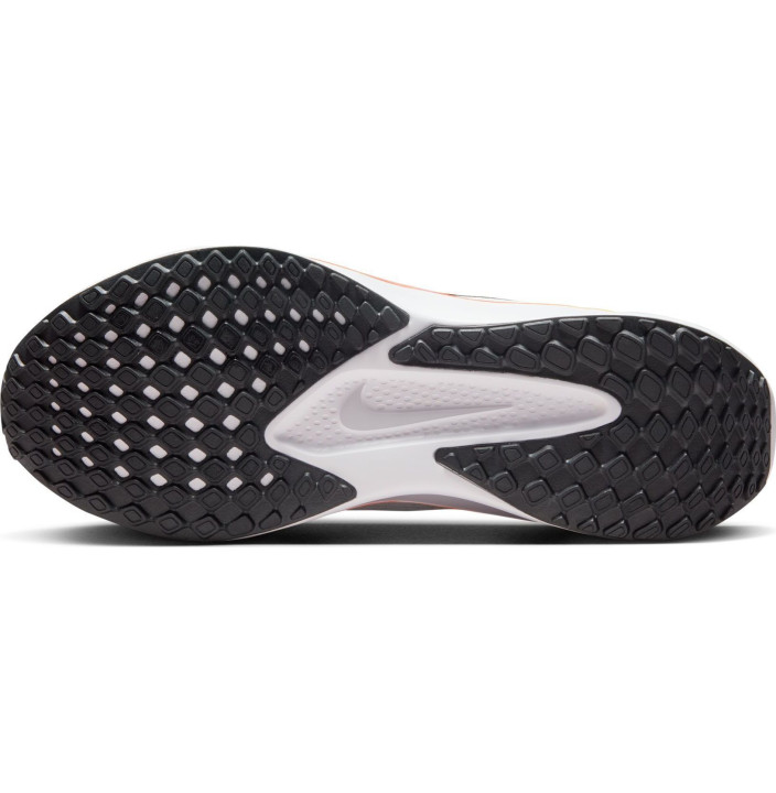 NIKE QUEST 6 MEN'S ROAD RUNNING SHO