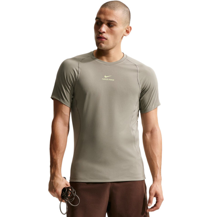 NIKE PRO TRAINING