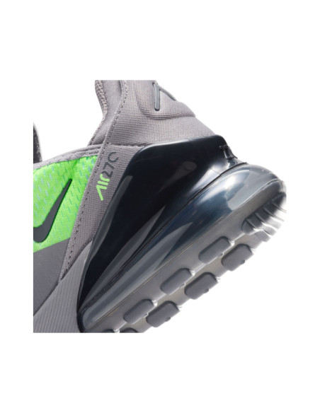 NIKE AIR MAX 270