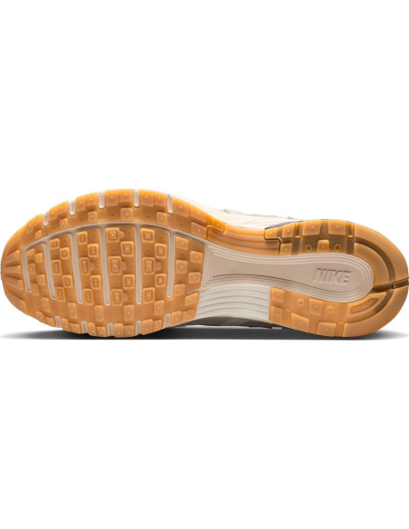 NIKE P-6000