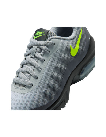 NIKE AIR MAX INVIGOR