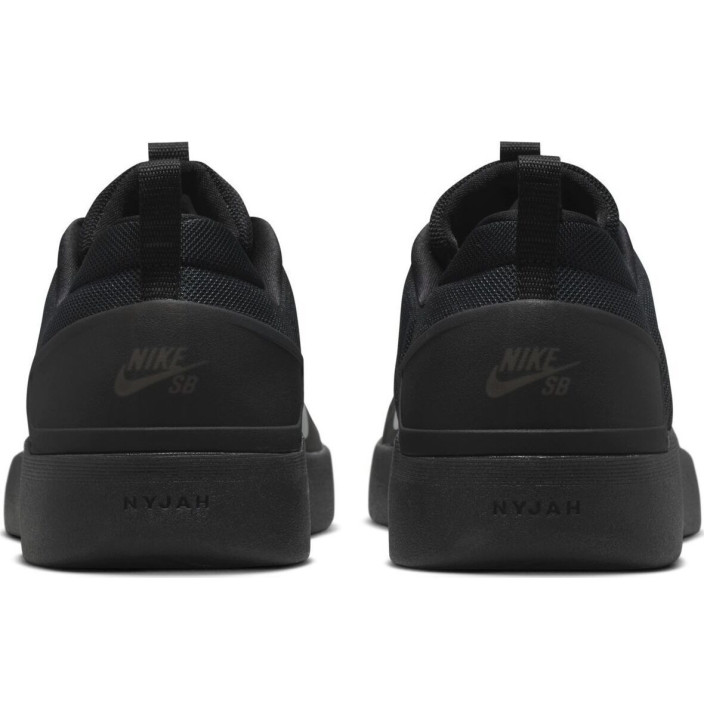 NIKE SB ZOOM NYJAH 4