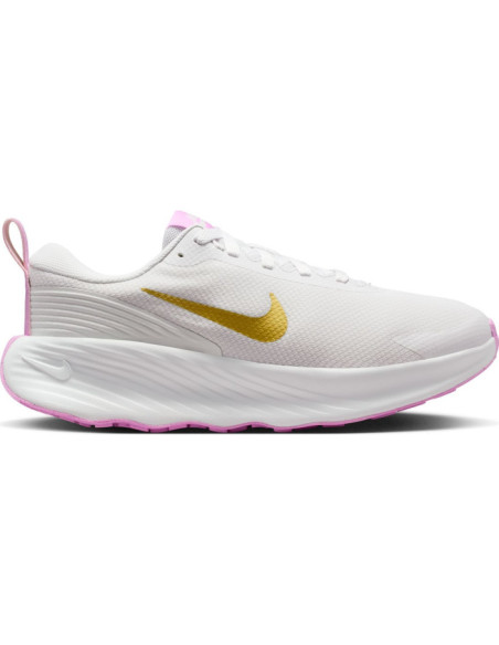 NIKE PROMINA