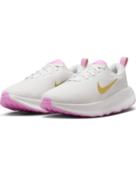 NIKE PROMINA