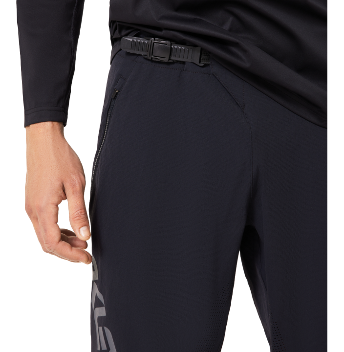 MAVEN SCRUB PANT