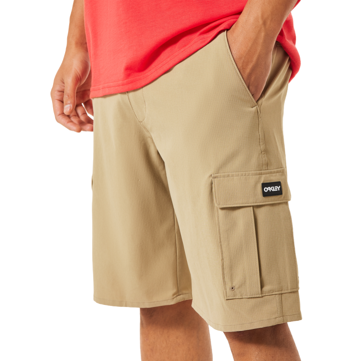 TRANSPORT HYBRD PKBLE SHORT 19