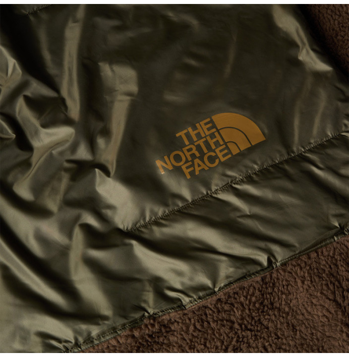 WAWONA FUZZY BLANKET