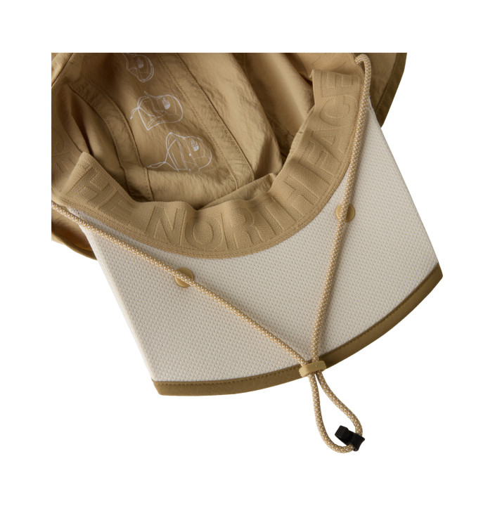 CLASS V CONVERTIBLE SUNSHIELD