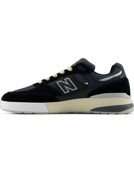 NB NUMERIC ANDREW REYNOLDS 933