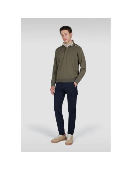 DYNAMIC CARGO TROUSERS IN LIGHTWEIGHT TECHNICAL FABRIC