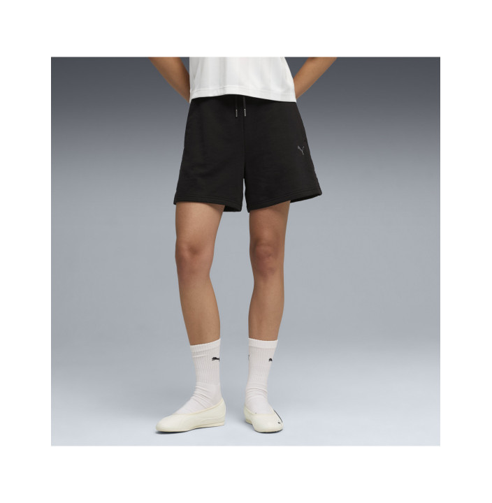 HER High-Waist Shorts 5”