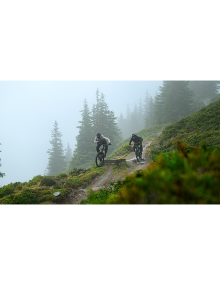 STEREO HYBRID ONE77 HPC SLX 800